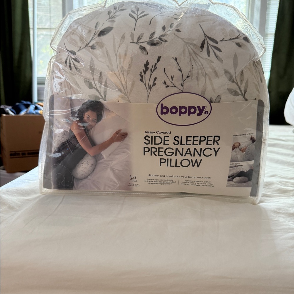 Boppy Side Sleeper Pregnancy Pillow - White and Gray Floral